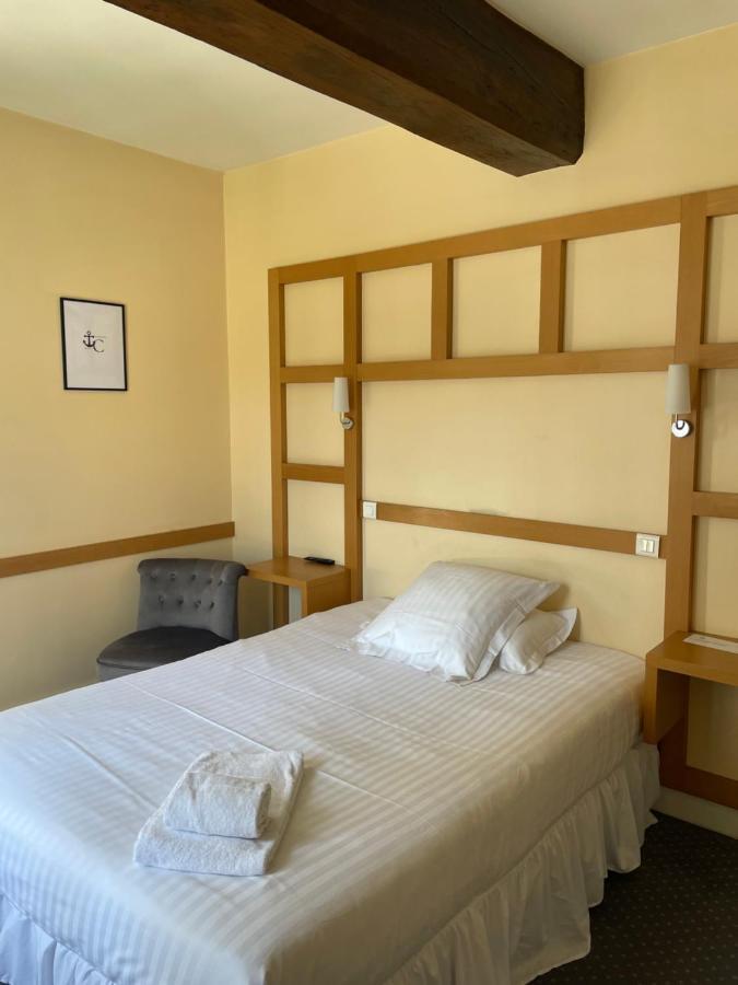 Hôtel la Capitainerie Châteauneuf-sur-Loire Esterno foto